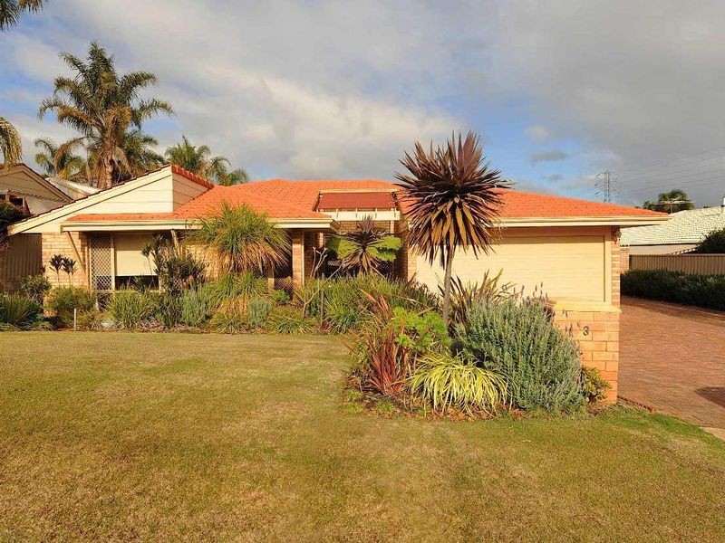 3 Wishaw Grove, Leeming WA 6149