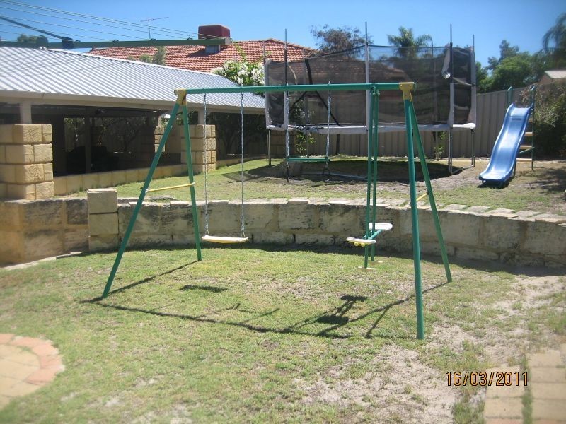 4 Nolin Court, Success WA 6164