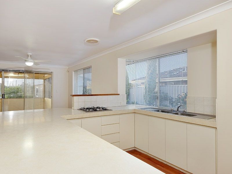 7 Tulipwood Place, South Lake WA 6164