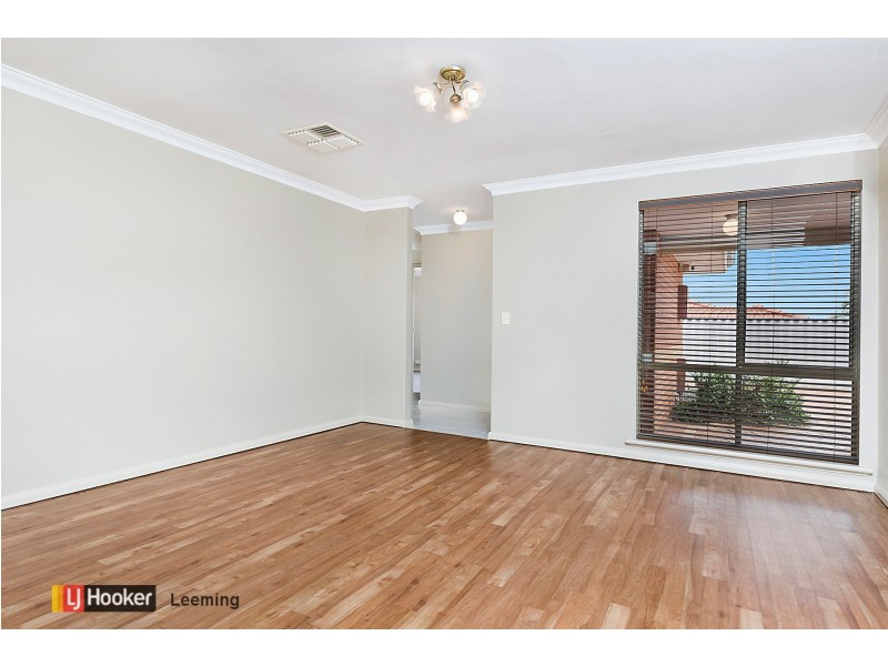 2/4 Trellis Place, Spearwood WA 6163