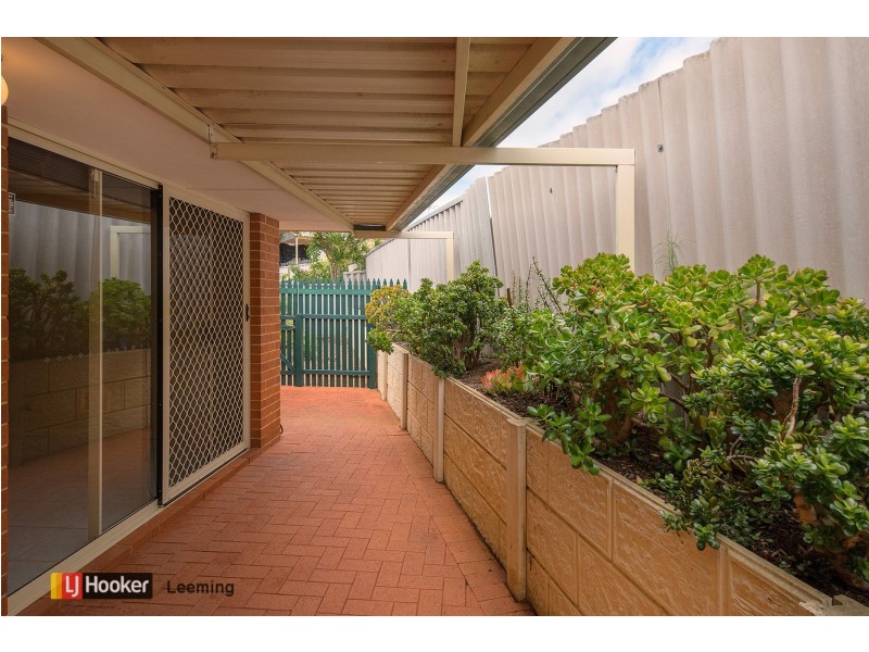2/4 Trellis Place, Spearwood WA 6163