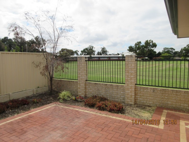 4/103 Leach Highway, Wilson WA 6107