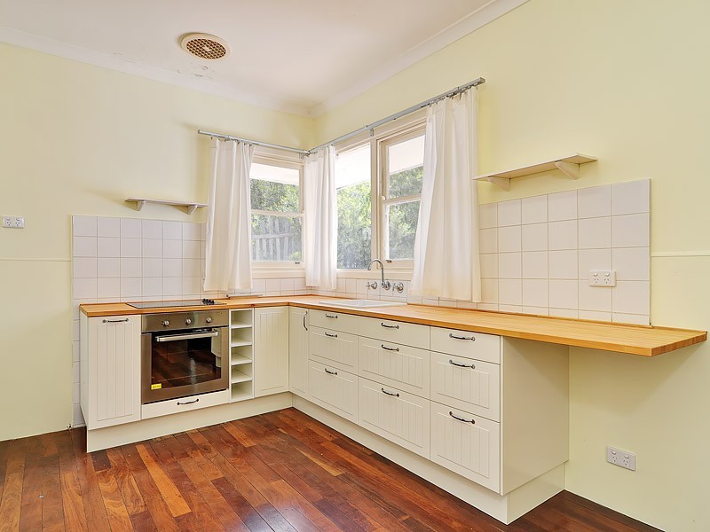17 Benedick Road, Coolbellup WA 6163