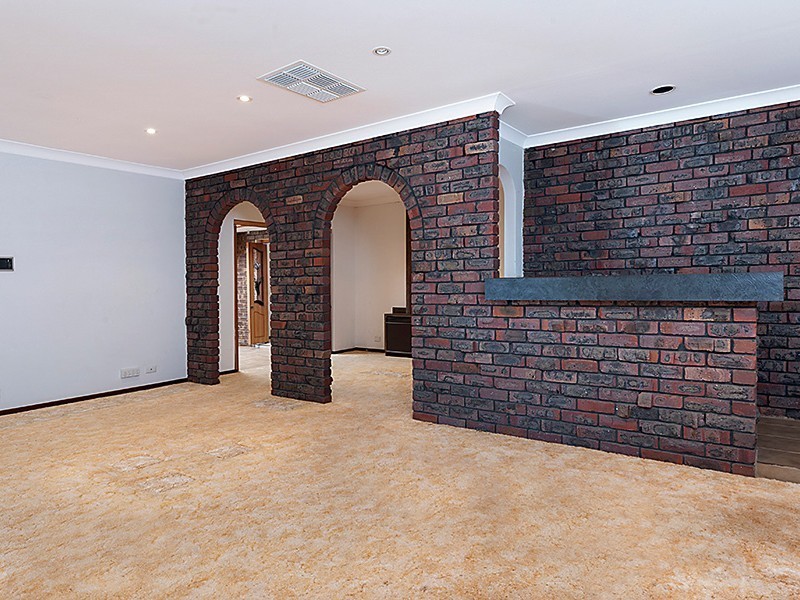 4 Potter Court, Spearwood WA 6163