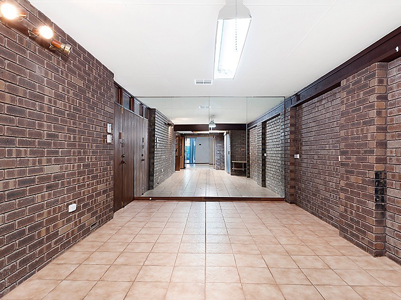 4 Potter Court, Spearwood WA 6163