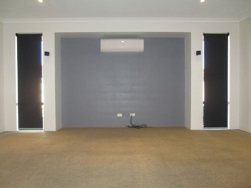 27 Beaumont Parkway, Success WA 6164