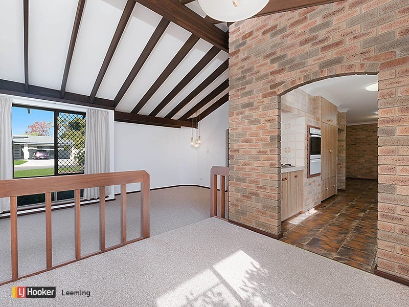 7 Fowler Row, Leeming WA 6149