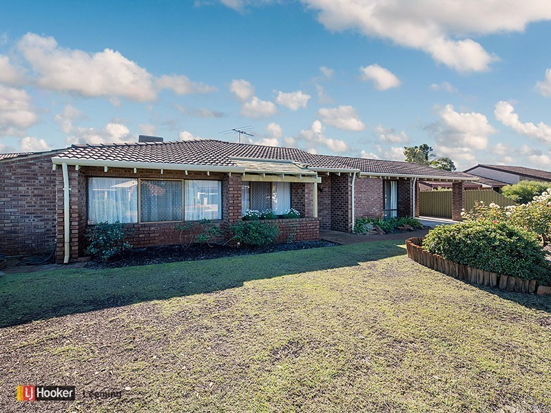 7 Fowler Row, Leeming WA 6149