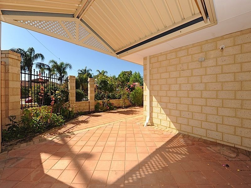 1/55 Riley Road, Riverton WA 6148