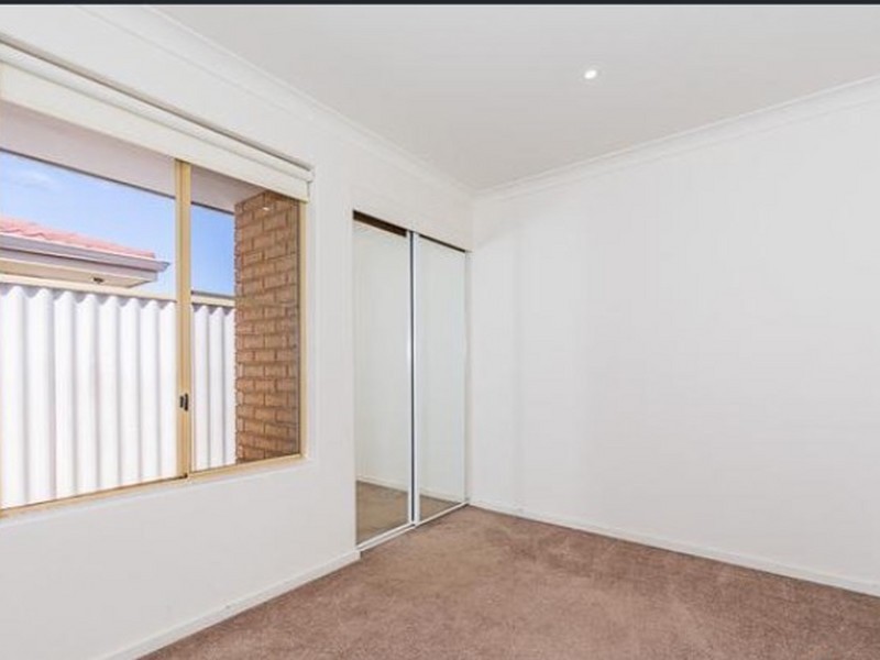 118 Casserly Drive, Leeming WA 6149