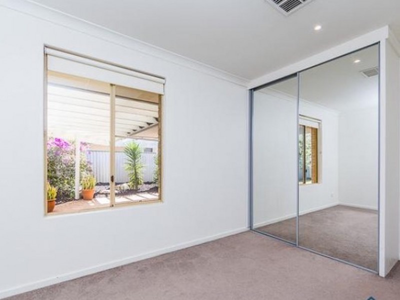 118 Casserly Drive, Leeming WA 6149