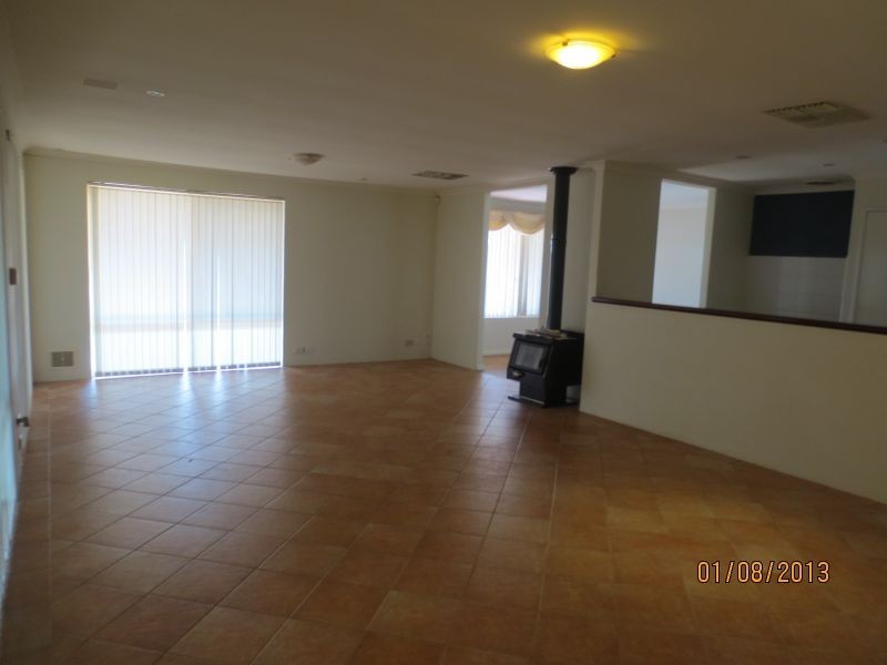 3 Daley Close, Atwell WA 6164