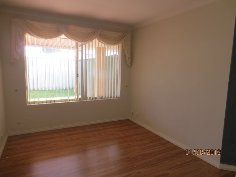 3 Daley Close, Atwell WA 6164