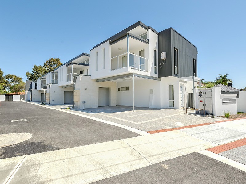 4/21 Wroxton Street, Midland WA 6056