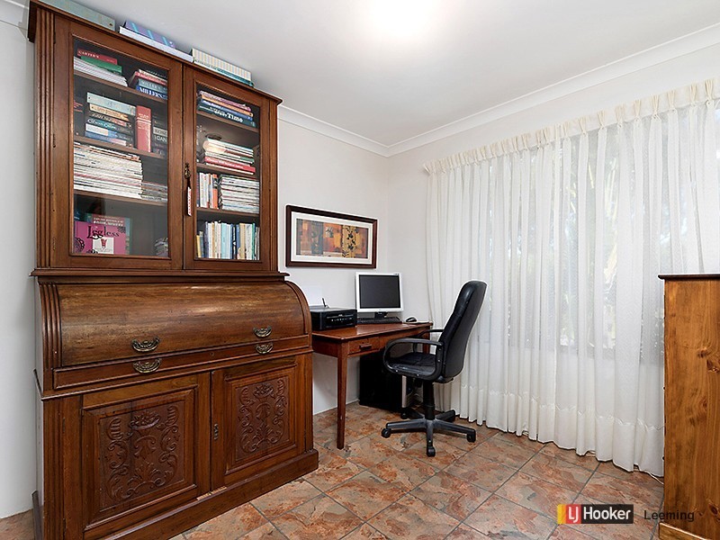 2 Cluelow Rise, Leeming WA 6149