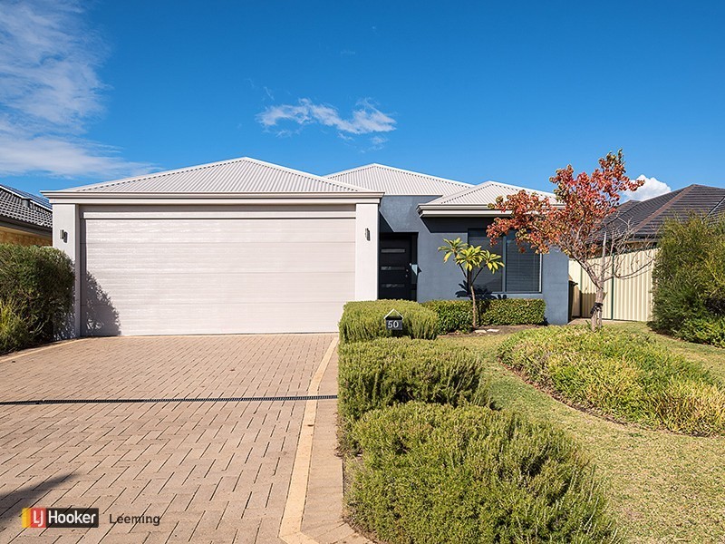 50 Johnsonia Bend, Hammond Park WA 6164