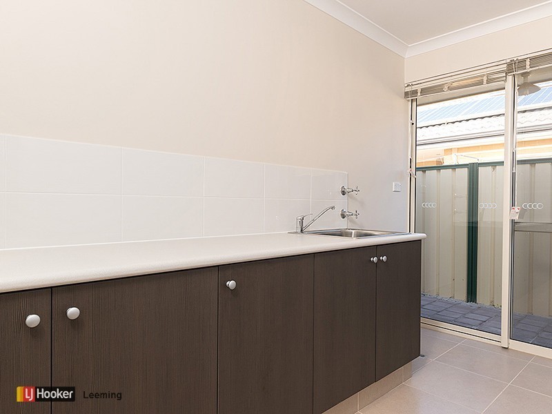 65 Murrumbidgee Drive, Hammond Park WA 6164