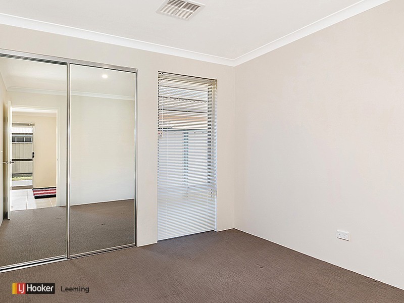 65 Murrumbidgee Drive, Hammond Park WA 6164