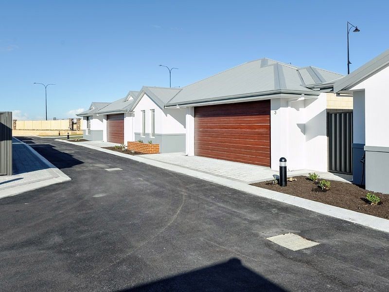 2/30 Arava Circle, Aveley WA 6069