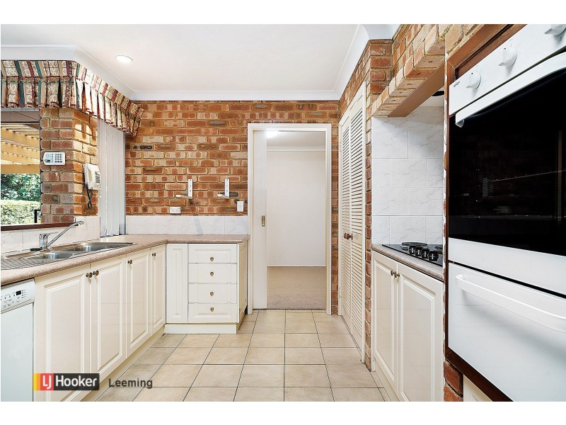 7 Clemros Way, Leeming WA 6149