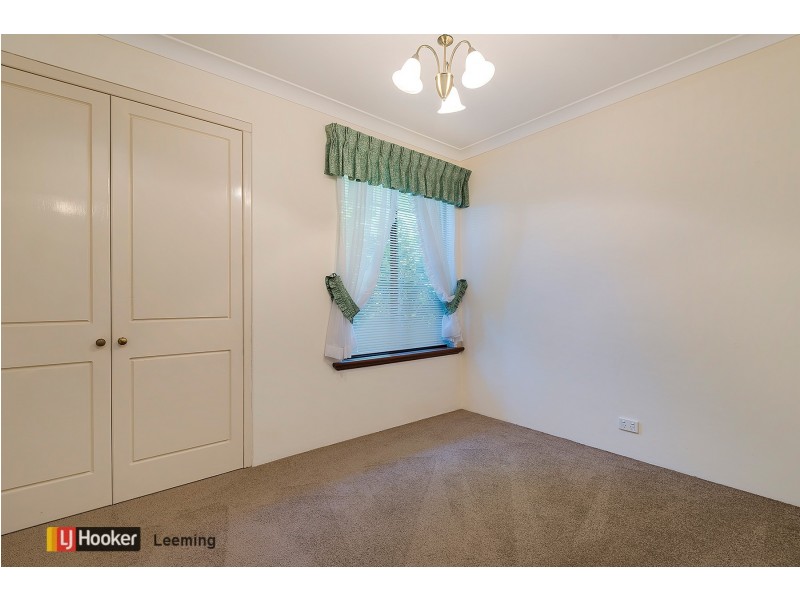 7 Clemros Way, Leeming WA 6149