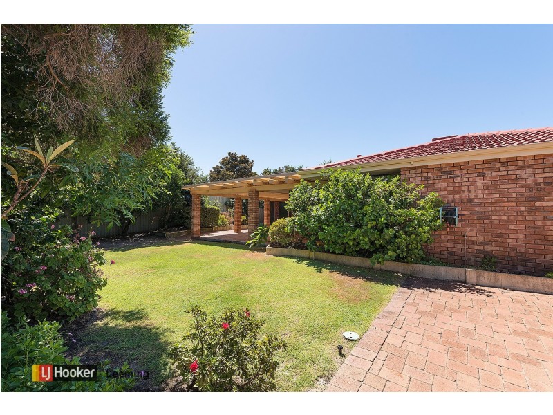 7 Clemros Way, Leeming WA 6149