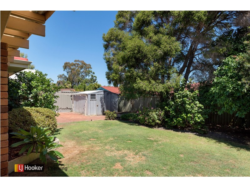 7 Clemros Way, Leeming WA 6149
