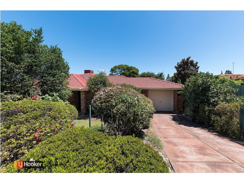 7 Clemros Way, Leeming WA 6149