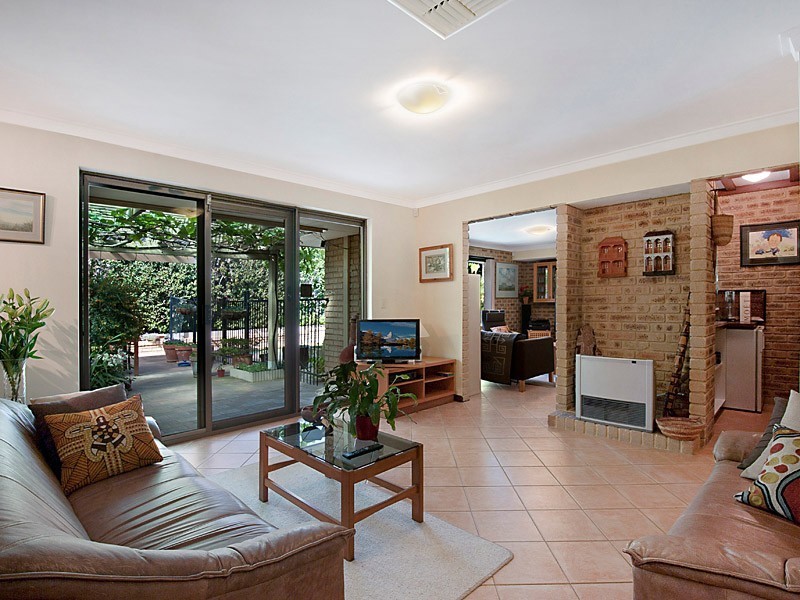 59 Calley Drive, Leeming WA 6149