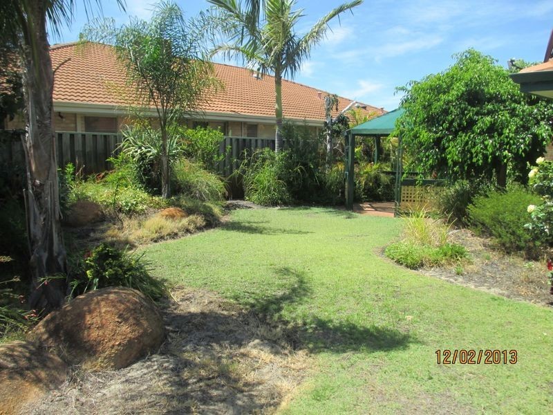 4 Blackbutt Way, Canning Vale WA 6155