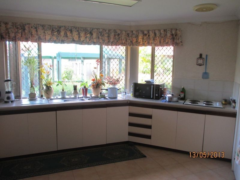 4 Blackbutt Way, Canning Vale WA 6155