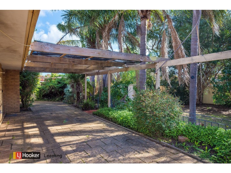 33 Hickson Avenue, Armadale WA 6112