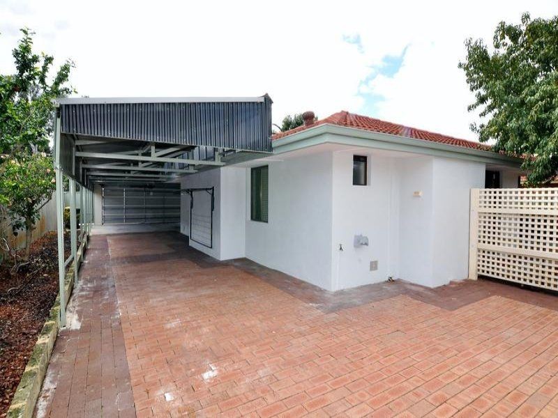 152 Parry Avenue, Bull Creek WA 6149