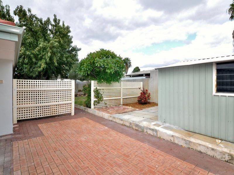 152 Parry Avenue, Bull Creek WA 6149