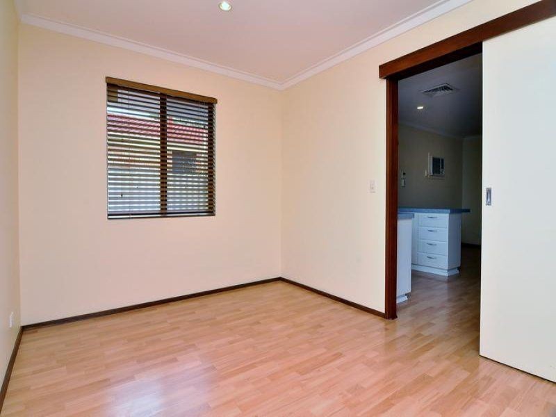 152 Parry Avenue, Bull Creek WA 6149