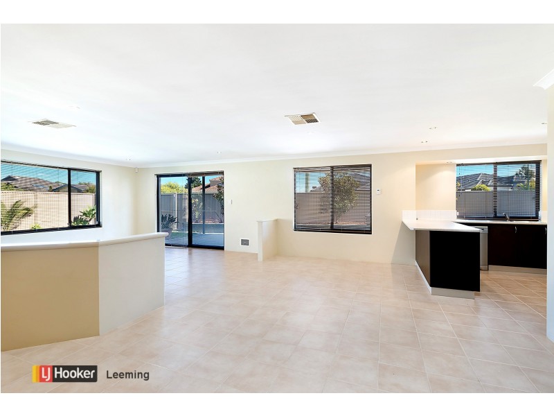1 Sandmartin Drive, Southern River WA 6110