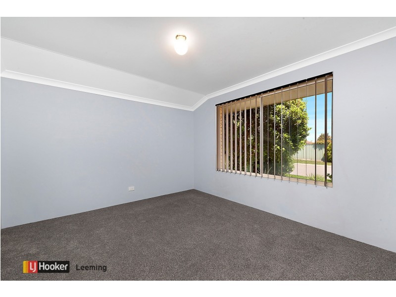 10 Barcroft Court, Atwell WA 6164