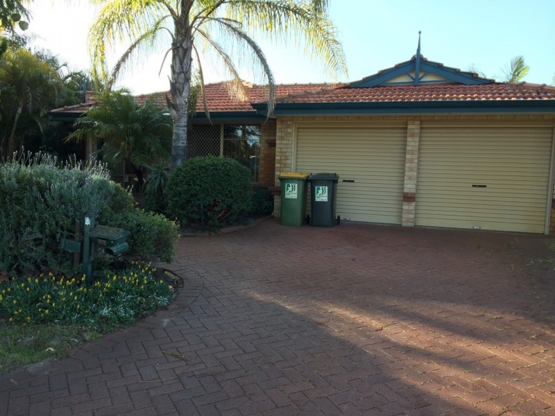 4 Blackbutt Way, Canning Vale WA 6155