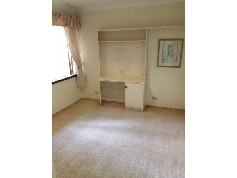 4 Blackbutt Way, Canning Vale WA 6155