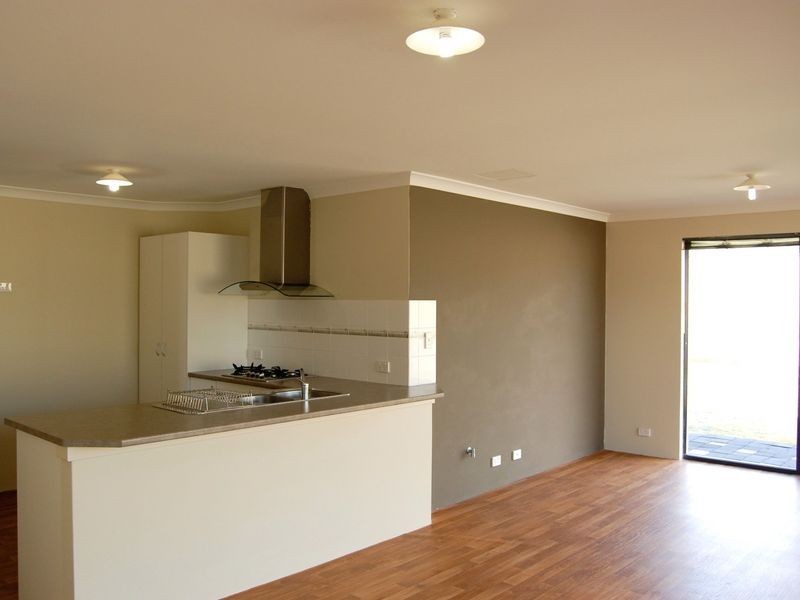 32 Waterfields Drive, Bertram WA 6167