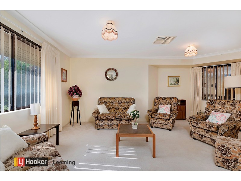 2 Farrington Road, Leeming WA 6149