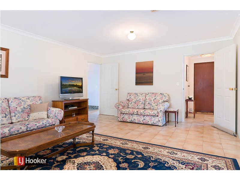 2 Farrington Road, Leeming WA 6149