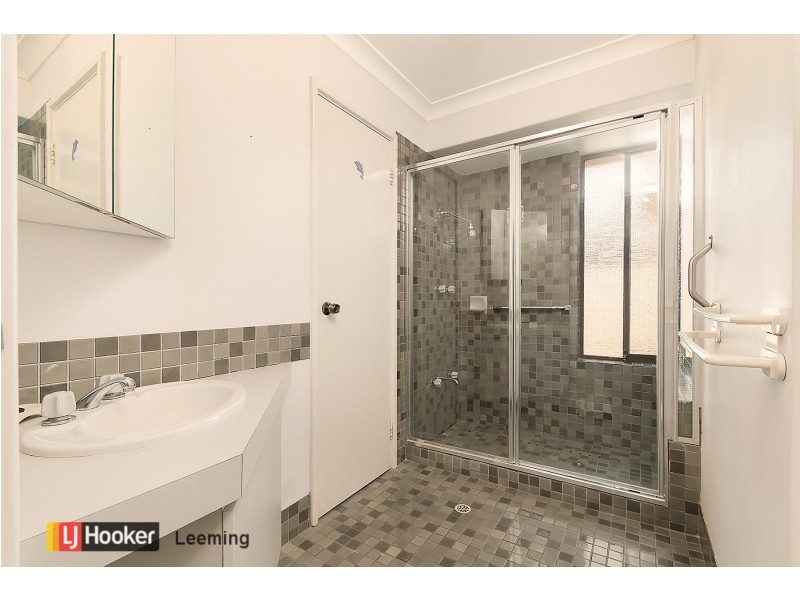 2 Farrington Road, Leeming WA 6149