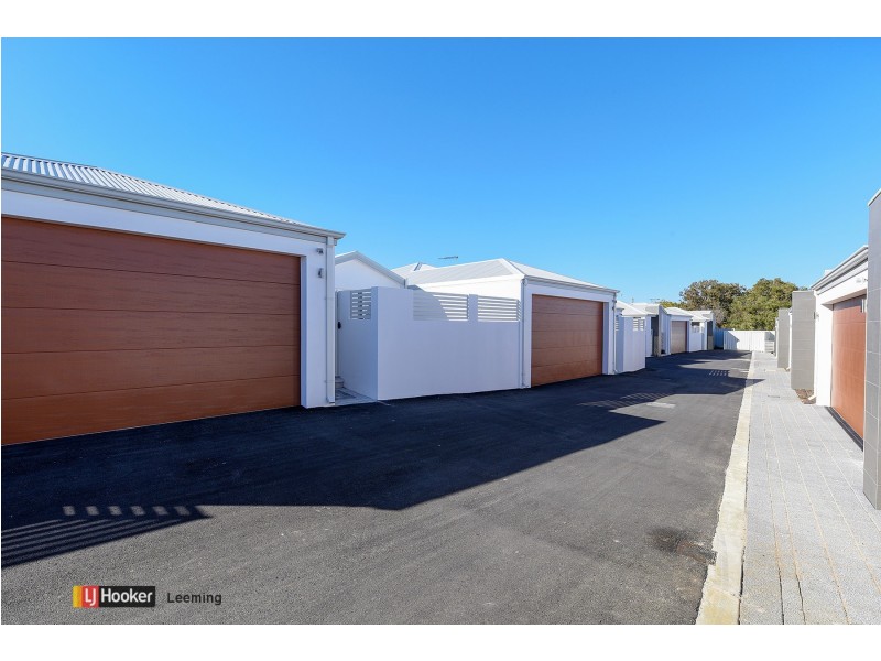 8/90 West Churchill Avenue, Munster WA 6166