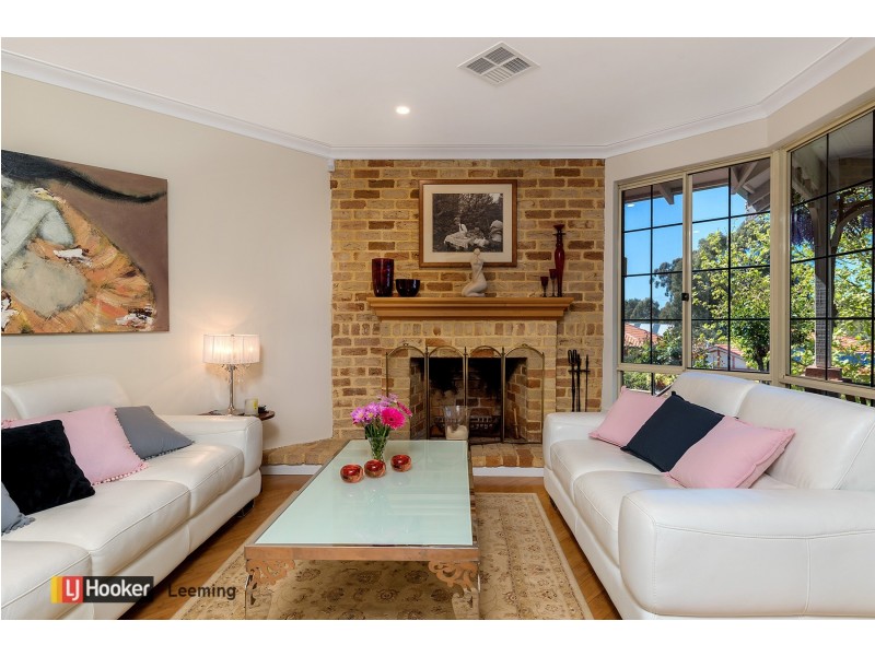 15 Laguna Green, Jandakot WA 6164