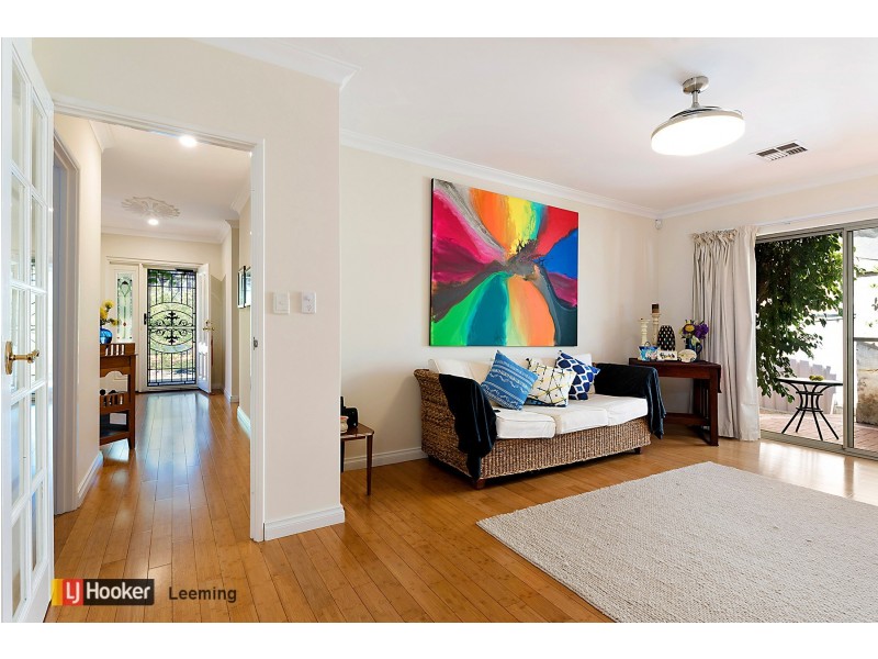 15 Laguna Green, Jandakot WA 6164