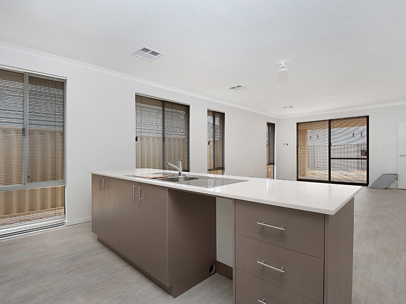 83 Prosperity Loop, Aubin Grove WA 6164