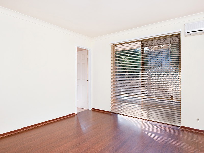 3 Peggs Place, Leeming WA 6149