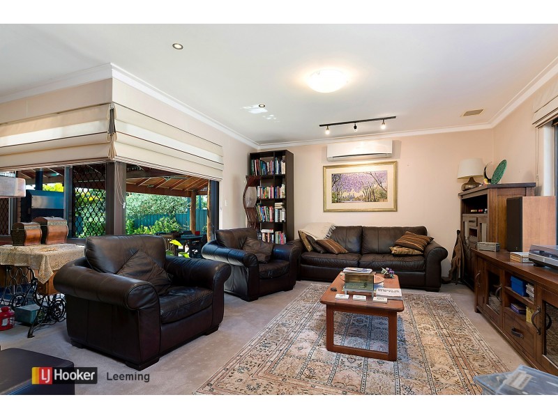 3 Rae Place, Leeming WA 6149