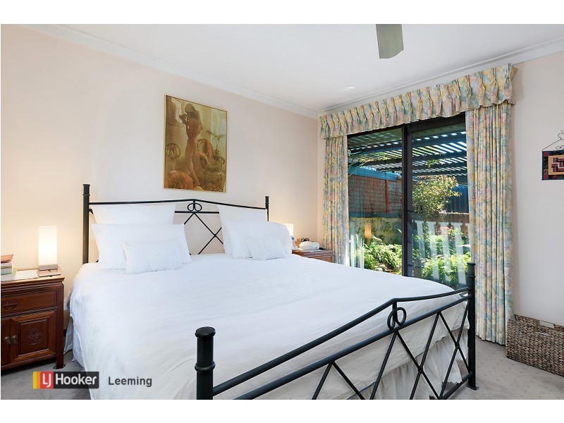 3 Rae Place, Leeming WA 6149